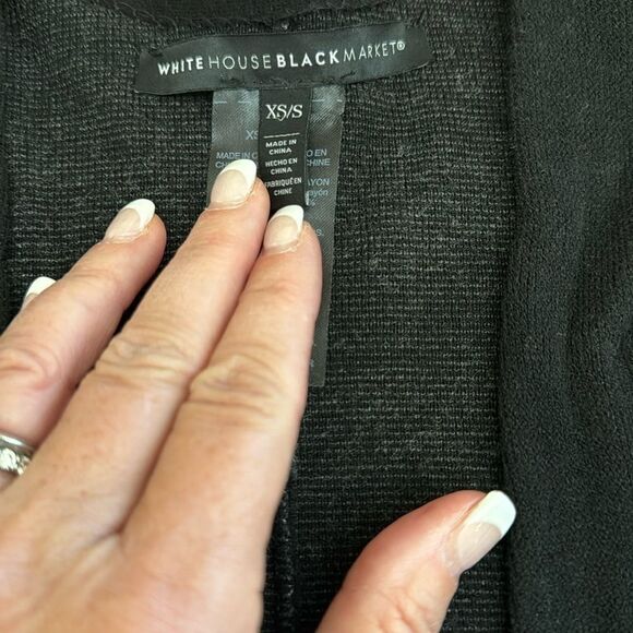 White House Black Market Ruana Wrap - Picture 11 of 15